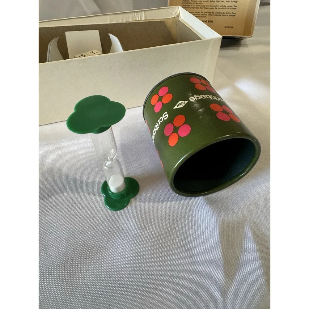 Vintage 1968 Scribbage Word Game# 948 E.S.Lowe‎ Company Inc. ALL CUBES CUP TIMER